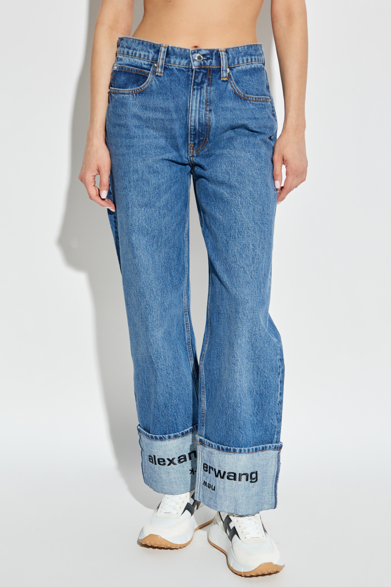 デニム・ジーパン Alexander Wang MID RISE STRAIGHT JEAN WITH EMBROIDERED Alexander Wang Straight-leg jeans for Women | Online Sale up
